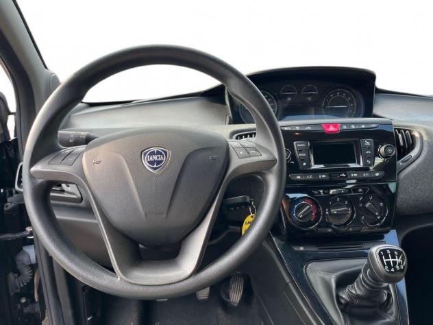 Lancia Ypsilon 1.0 FireFly 70cv Hybrid Silver - Foto 7