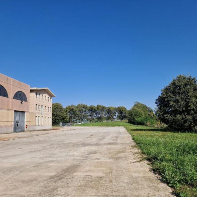 Immobile di 4000 m² con 1 locale in affitto a Rho - Foto 7