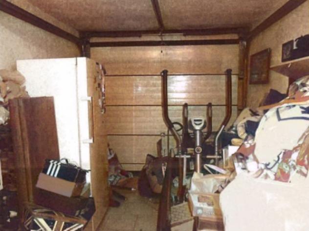 Immobile in asta di 145 m², box auto in vendita a Caselle Lurani - Foto 12