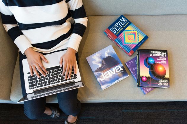 Programmazione Java, Spring, Angular e Python
