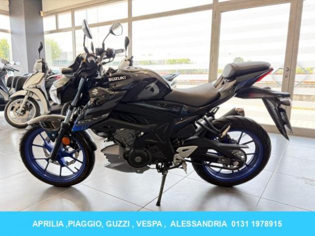 SUZUKI GSX-S 125 UNICO PROPRIETARIO, PARI AL NUOVO, SOLO 3.800KM! rif. 23983171 - Foto 4