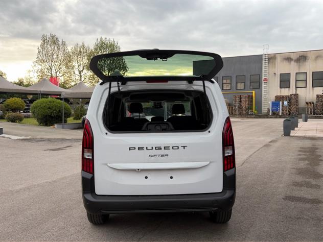 Peugeot Rifter 1.5 BlueHDi 130cv Allure Long - Foto 6