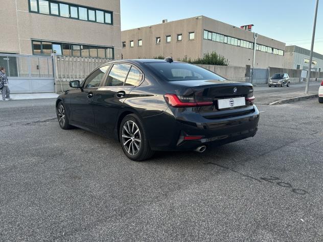 BMW Serie 3 318d Business Advantage auto - Foto 4