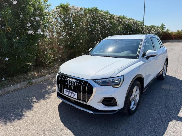 AUDI - Q3 - 35 TDI S tronic Business Advanced - Foto 3