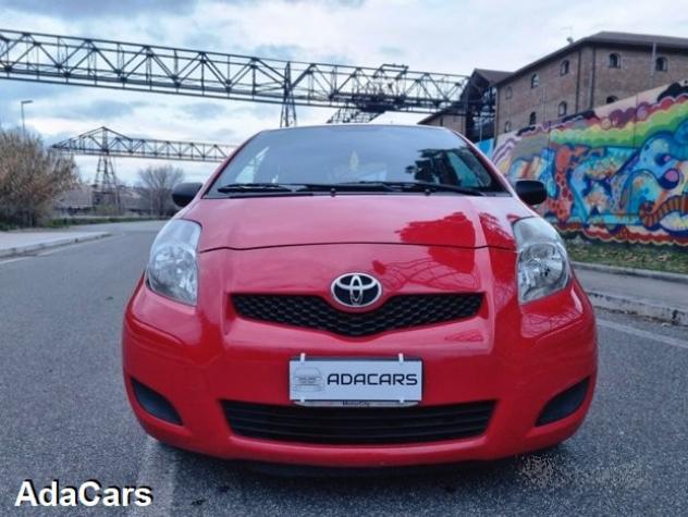 Toyota Yaris 1.0 BENZ adatta a NEOPATENTATI - Foto 2