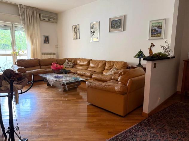Vendita Appartamento da 121 mq in VIALE EDISON - Foto 3