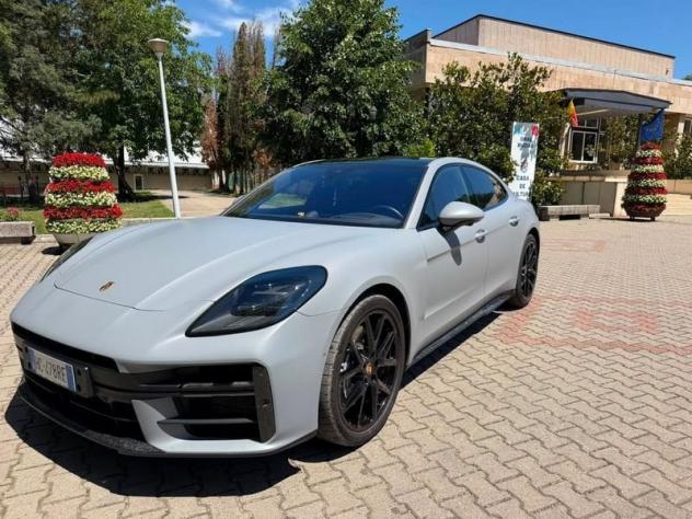 Porsche Panamera 4 E-Hybrid