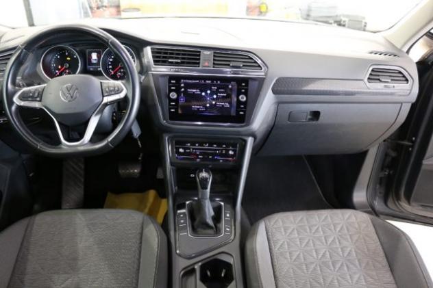 VOLKSWAGEN Tiguan 2.0 TDI 150 CV SCR DSG Life rif. 23969203 - Foto 9
