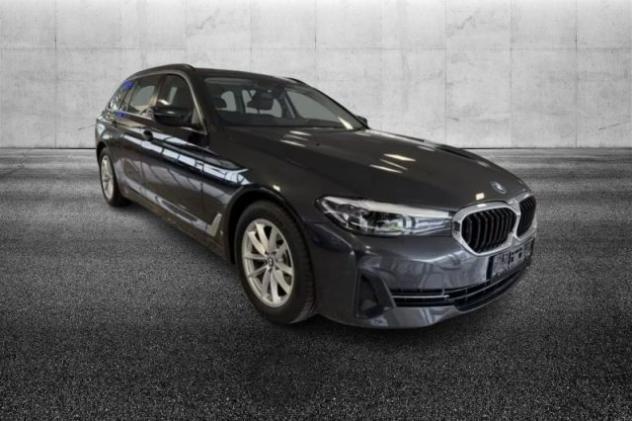 BMW 520 d 48V xDrive Touring Business rif. 24049664 - Foto 2