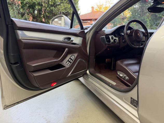 Porsche Panamera 4.8 Turbo BOOK SERVICE - Foto 8