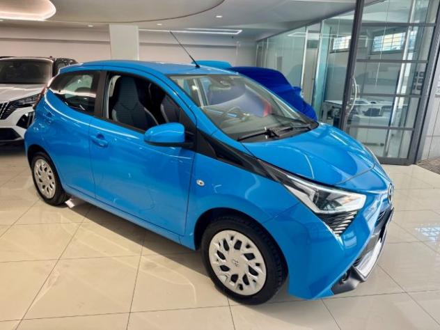 TOYOTA Aygo Connect 1.0 VVT-i 72 CV 5 porte x-cool rif. 22330102 - Foto 7
