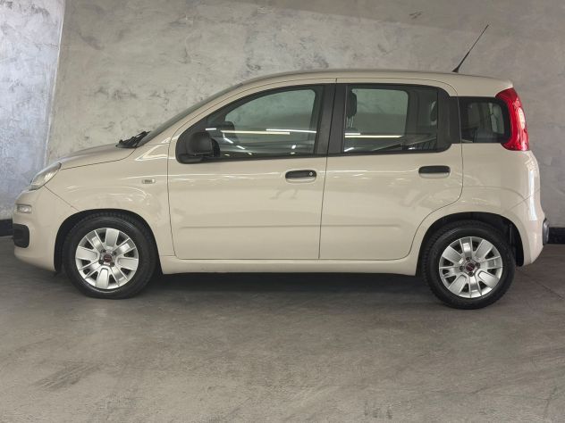 FIAT PANDA 3A SERIE anno 2016 - Foto 6
