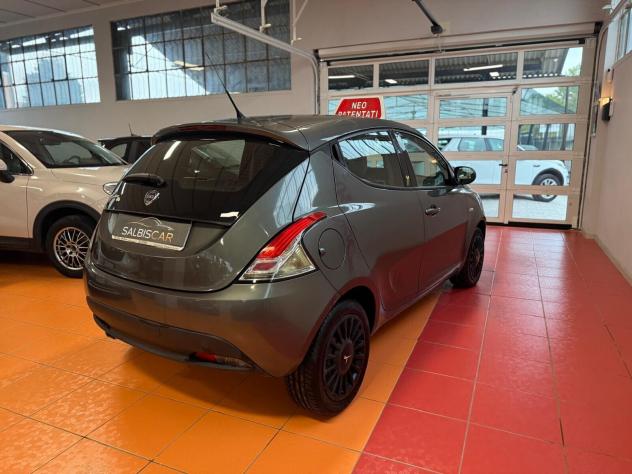 Lancia Ypsilon 1.2 69 CV 5 porte Gold - Foto 6