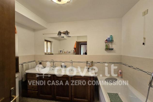 Villa di 110 m² con 5 locali e box auto in vendita a Sarteano - Foto 16