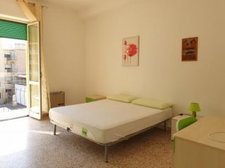 Stanza in appartamento in affitto a Catanzaro
