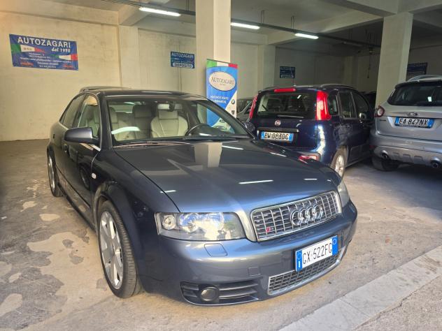 Audi A4 S4 4.2 V8 cat