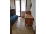 Camera singola con bagno privato e due balconi