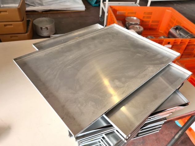 varie teglie inox 50X35cm usate - Foto 2