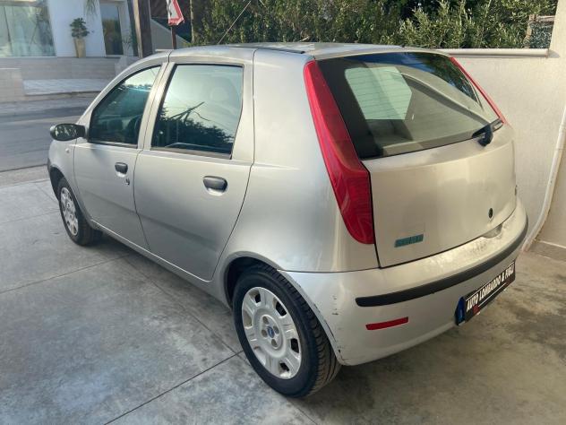 Fiat Punto 1.2 5 porte Active - Foto 3