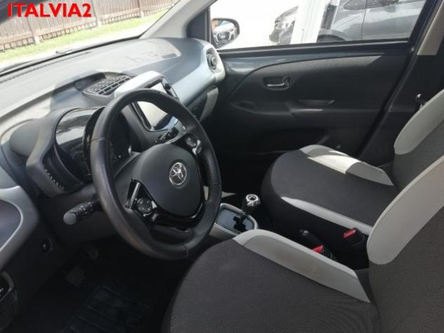 TOYOTA Aygo 1.0 69 CV 5P x-play MMT AUTOMATICA rif. 15098163 - Foto 8