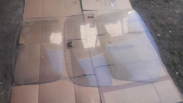 Vetro Parabrezza vari Modelli Volkswagen Maggiolone 1303 - Foto 3