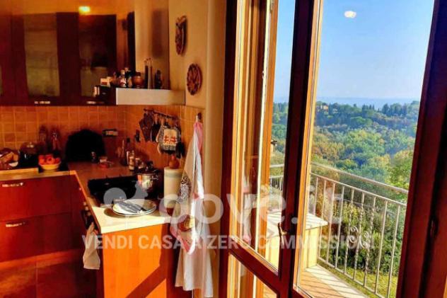 Rustico / Casale di 1050 m² con più di 5 locali e posto auto in vendita a Montepulciano - Foto 15
