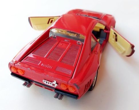 Modell.Burago Ferrari GTO (1984)scala 1/24 in alluminio pressofuso Made in Italy - Foto 5