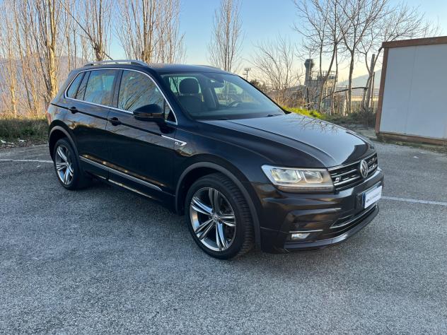 Volkswagen Tiguan 2.0 TDI SCR 4MOTION Sport BlueMotion Technology - Foto 6