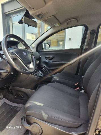 Lancia Ypsilon 1.3 mjt Gold s&s 95cv my18 - Foto 7