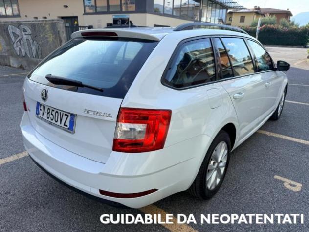 SKODA Octavia 1.6TDI 115 CV Wagon Executive *CARPLAY/ANDROID* rif. 23865380 - Foto 2