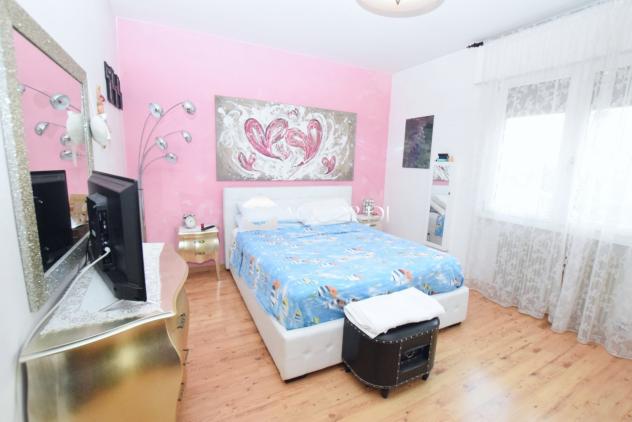 APPARTAMENTO INDIPENDENTE di 3 vani e di 110 mq (ISTRANA) rif. SW185 - Foto 18