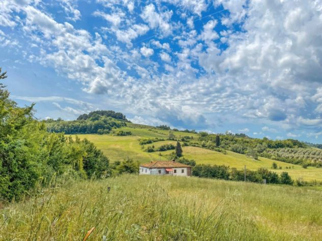 Colonica in vendita a Calenzano - San Miniato 500 mq Rif: 1328908