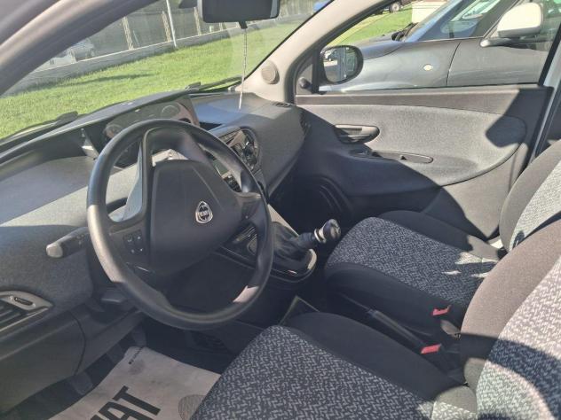 LANCIA - Ypsilon - 1.0 FireFly 5p S&S Hybrid Silver - Foto 5
