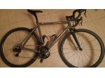 N. 1 BICI CON TELAIO IN TITANIO E GRUPPO CAMPAGNOLO