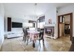 Casa indipendente di 130 m² con 3 locali in vendita a Oria