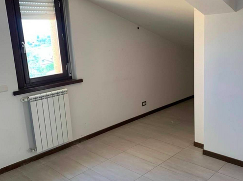 GUIDONIA BILOCALE NON ARREDATO CON TERRAZZO PRIVATO - Foto 7