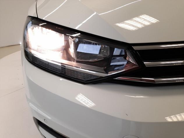 Volkswagen Touran 2.0 TDI SCR Business DSG - Foto 8