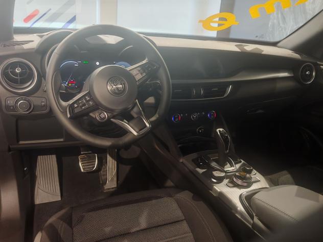 Alfa Romeo Stelvio 2.2 TD 160 CV Sprint AT8 RWD - Foto 7