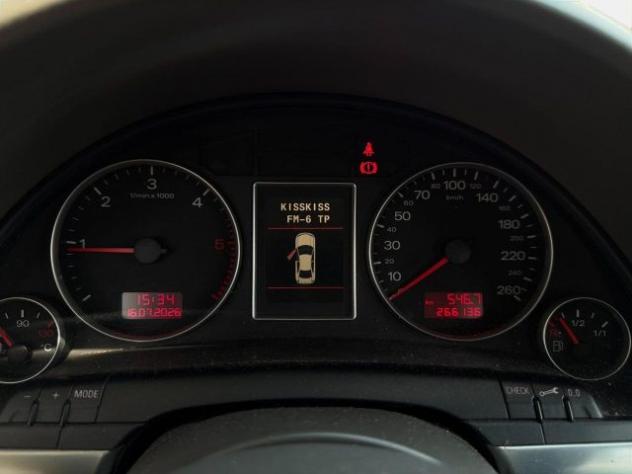 AUDI A4 1.9 TDI Avant Top rif. 23939527 - Foto 9