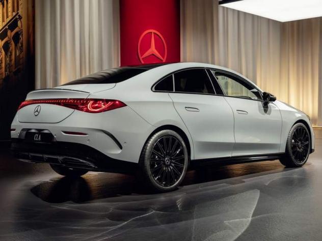 Mercedes-Benz CLA (C178) 200 - Foto 3