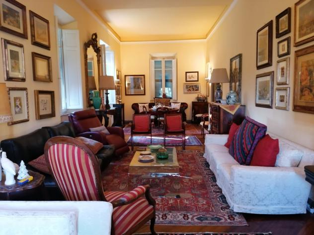 Casa singola in vendita a Carrara 450 mq Rif: 1139067