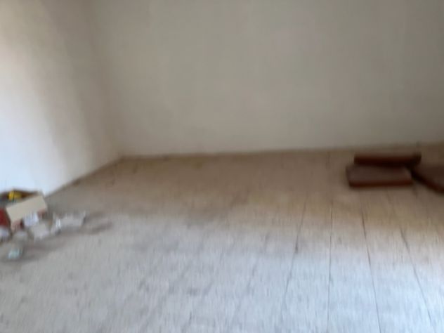 Roccadaspide, nel centro - soluzione semindipendente da ristrutturare - Foto 8