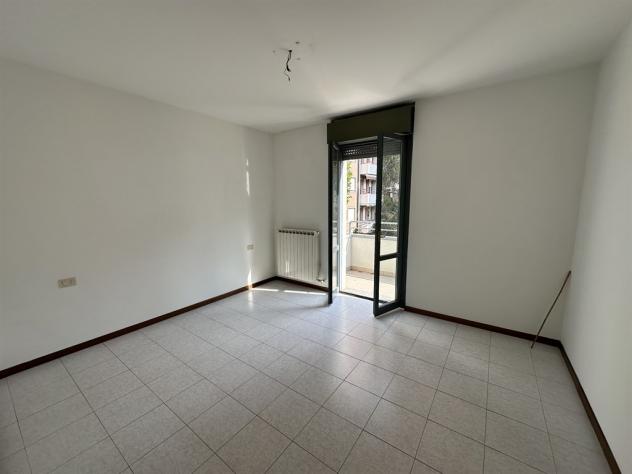 BILOCALE CON BALCONE A LECCO Belledo - Foto 11
