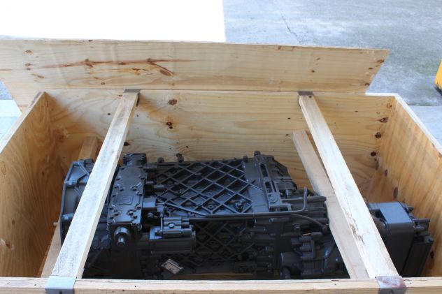 Cambio NUOVO ZF IVECO 16S181+IT 13,80-0,84 8870355