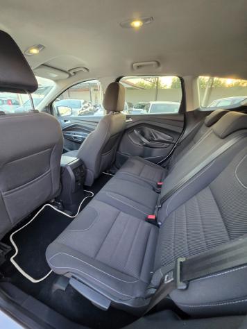 Ford Kuga 2.0 TDCI 150 CV S&S 2WD Titanium - Foto 8