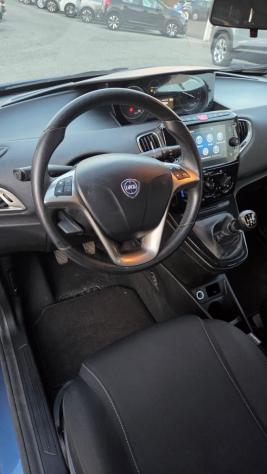 LANCIA Ypsilon 1.0 5p. Hybrid - 2022 - Foto 9