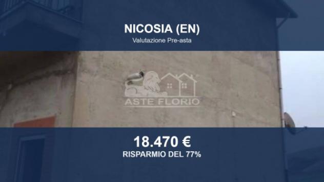 Immobile in asta di 122 m² con più di 5 locali in vendita a Nicosia