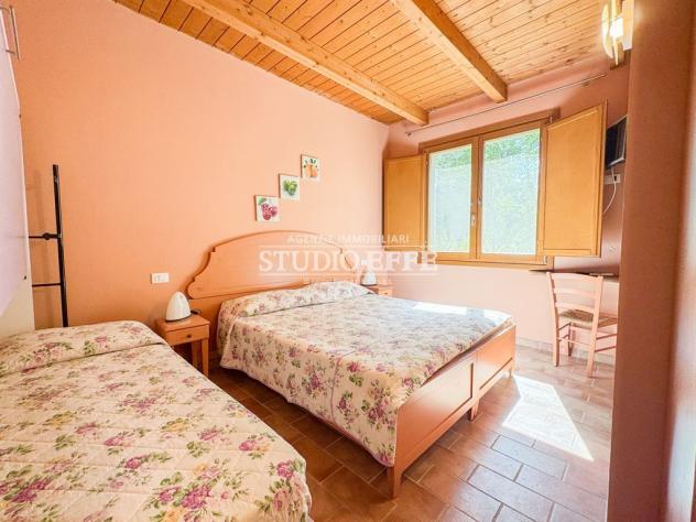Immobile ideale per agriturismo con locali per conduzione ristorante e 6 camere con bagno - Foto 17