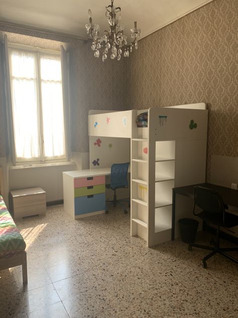 € 200 + 80 DI SPESE A TESTA VICINO POLITECNICO CAMERE MOLTO AMPIE - Foto 4