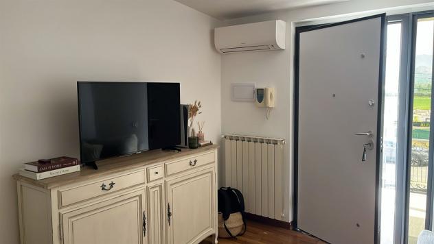 TRILOCALE RISTRUTTURATO A NUOVO E ARREDATO - CLASSE A - Foto 6